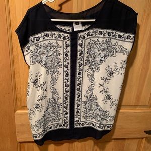 Women’s dress top